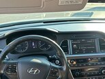 Hyundai Sonata-16