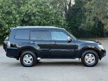 Mitsubishi Pajero-3