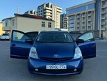 Toyota Prius-11
