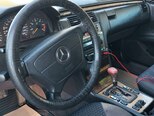 Mercedes E 300-8