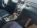 Mercedes E 300-7