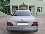 Mercedes 250 D-2