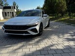 Hyundai Elantra-12