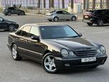 Mercedes E 240-1
