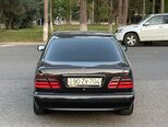 Mercedes E 240-8