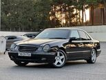 Mercedes E 240-4
