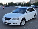 Hyundai Sonata-1