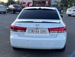Hyundai Sonata-8