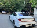 Hyundai Sonata-9