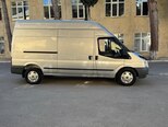 Ford Transit-4
