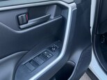 Toyota RAV4-21