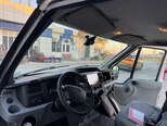 Ford Transit-9