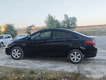 Hyundai Accent-7