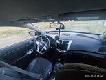Hyundai Accent-12