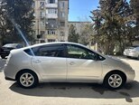 Toyota Prius-8