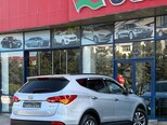 Hyundai Santa Fe-13
