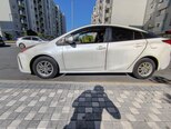 Toyota Prius-11