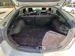 Toyota Prius-12