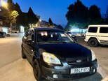Kia Rio-1