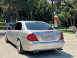 Mercedes E 320-4
