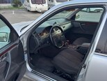 Mercedes E 200-10