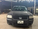 Volkswagen Passat-1