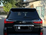 Lexus LX 450d-5