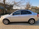 Hyundai Accent-5
