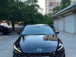 Hyundai Elantra-1