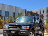 Mitsubishi Pajero-2