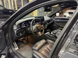 BMW 530e-12