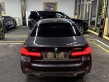 BMW 530e-18