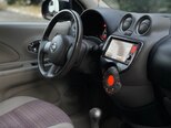 Nissan March-11