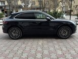 Porsche Macan S-3