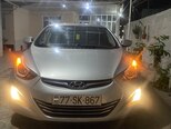 Hyundai Elantra-1