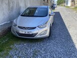 Hyundai Elantra-13