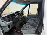 Ford Transit-4
