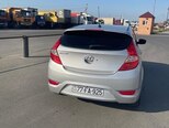 Hyundai Accent-2