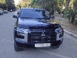 Mitsubishi L200-1