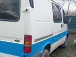 Ford Transit-4