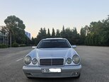 Mercedes E 240-8