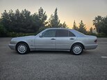 Mercedes E 240-7
