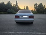 Mercedes E 240-12