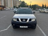 Nissan Navara-2