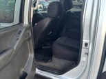 Nissan Navara-13