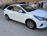 Hyundai Accent-4