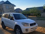 Toyota RAV4-4