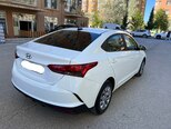 Hyundai Accent-7