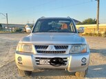 Mitsubishi Pajero-1