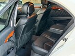 Mercedes E 240-19